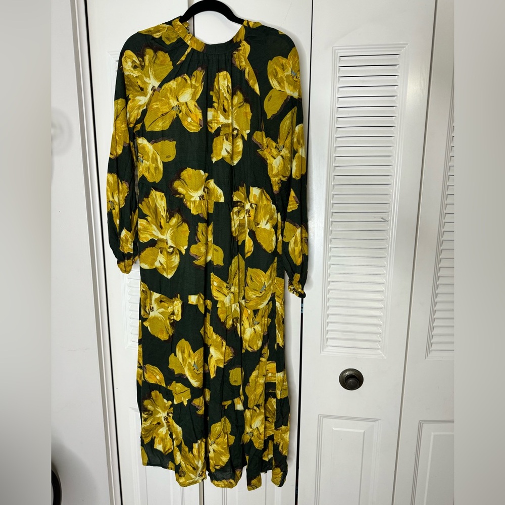 A NEW DAY MIDI. RUFFLE BOTTOM. LONG SLEEVE w Elastic wrist